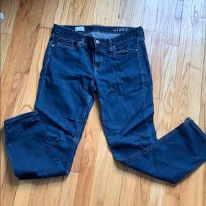Women’s gap 1969 real straight jeans. Size 31r